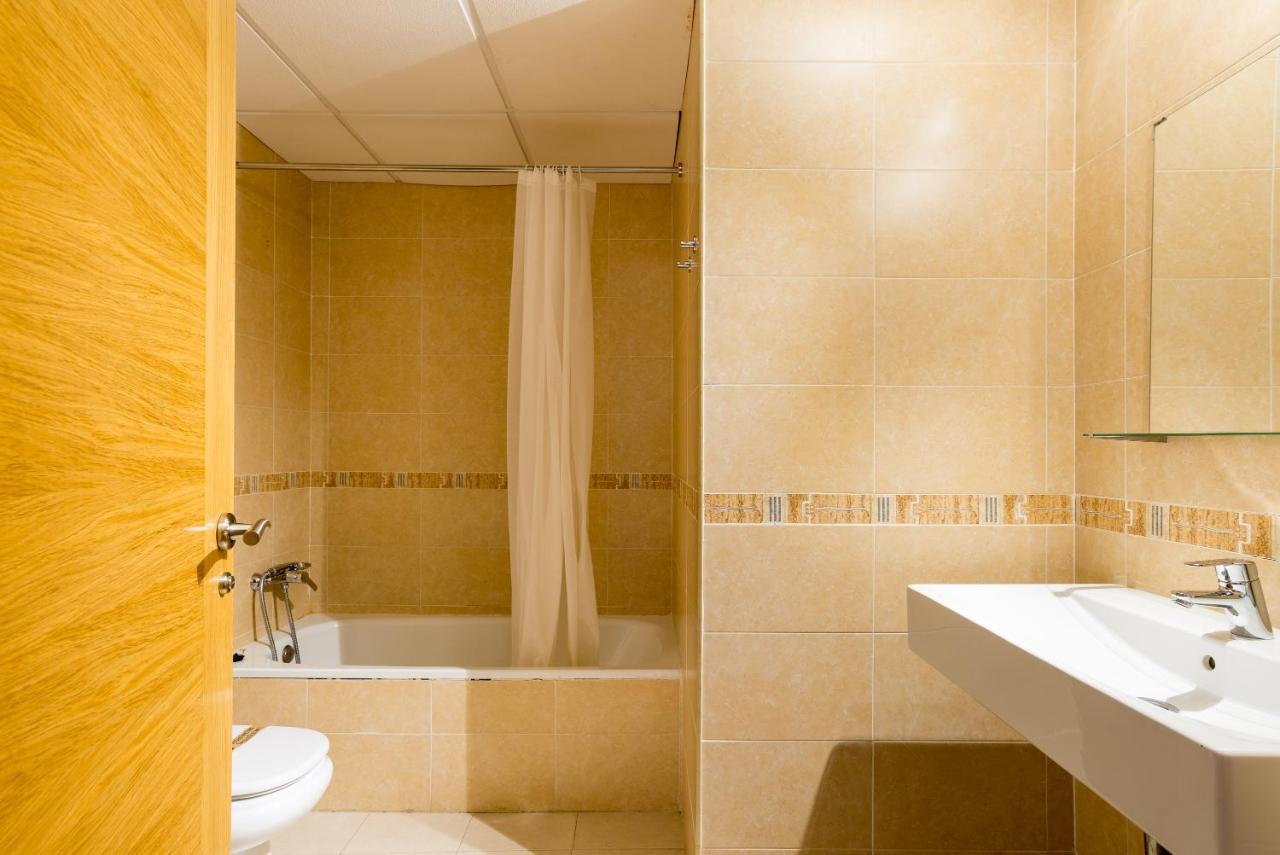 Acogedor Apartamento En El Centro Historico De Malaga - Mitjana Appartement Buitenkant foto